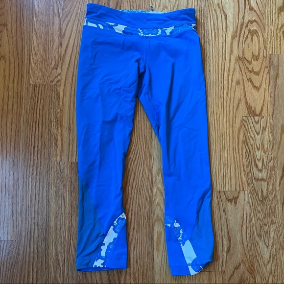 Lululemon Run Inspire Crop II blue and white floral leggings size 4 - Picture 4 of 7